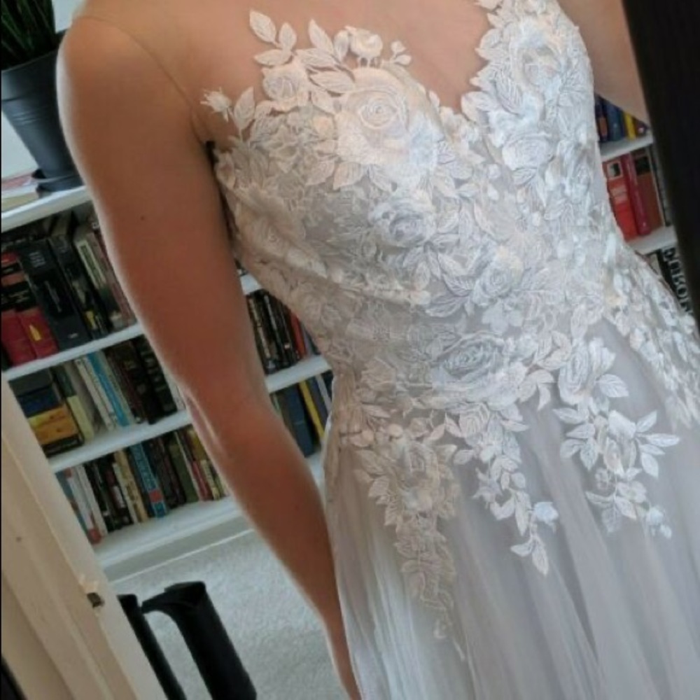 BHLDN Tadashi Shoji Dress. Wore once. Unaltered. Size 8.